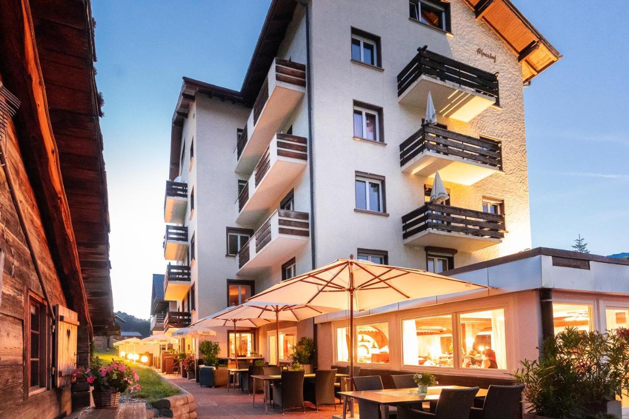 Hotel Alpenhof Unterbäch Exterior photo