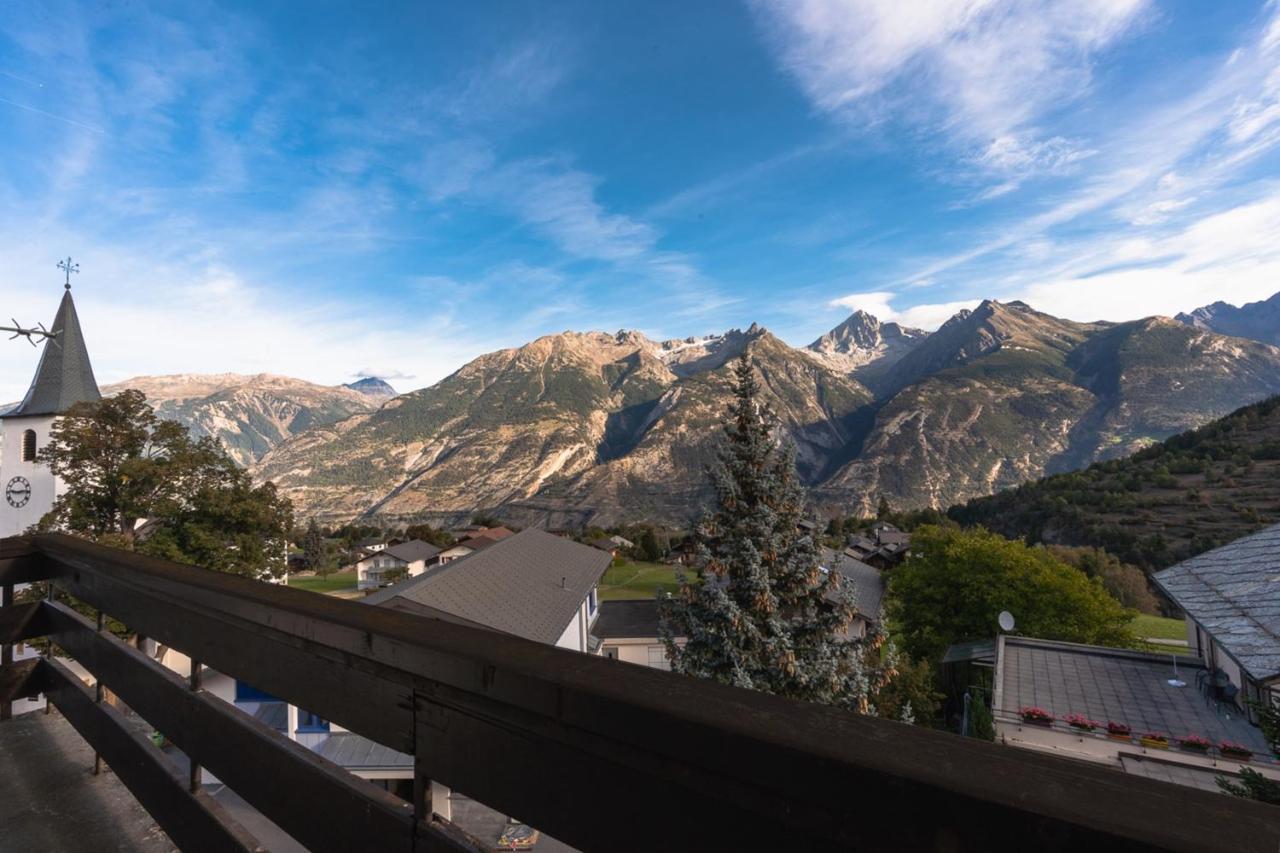 Hotel Alpenhof Unterbäch Exterior photo